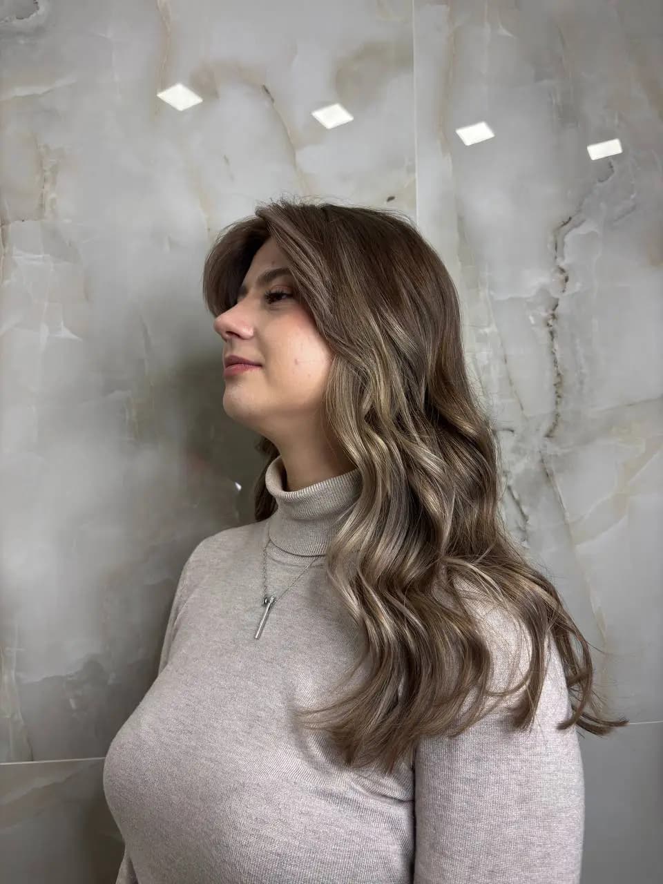 Работа стилиста в студии ЛИЧИ