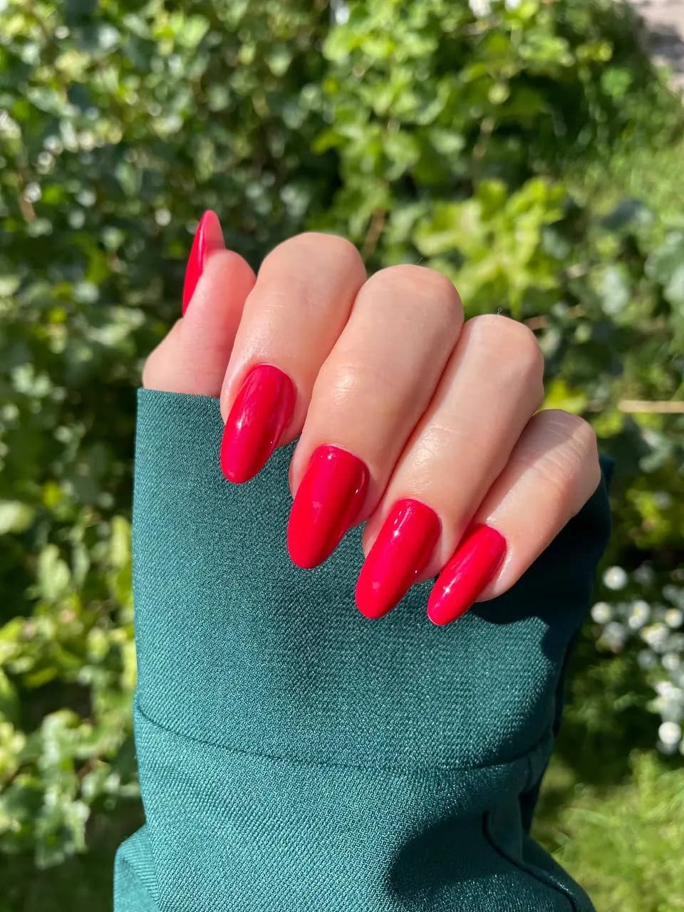 Маникюр в студии ЛИЧИ